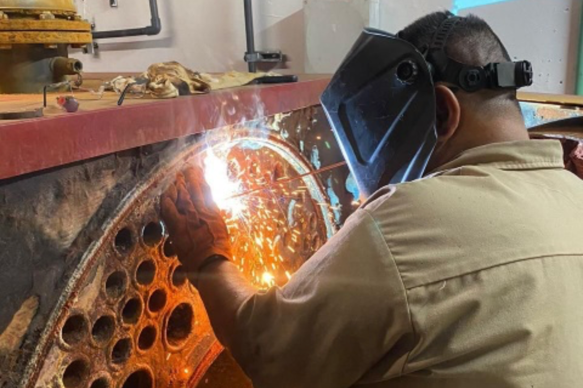 SOLDADURA Y REPARACION DE FLUXES Y ESTRUCTURA DEL EQUIPO